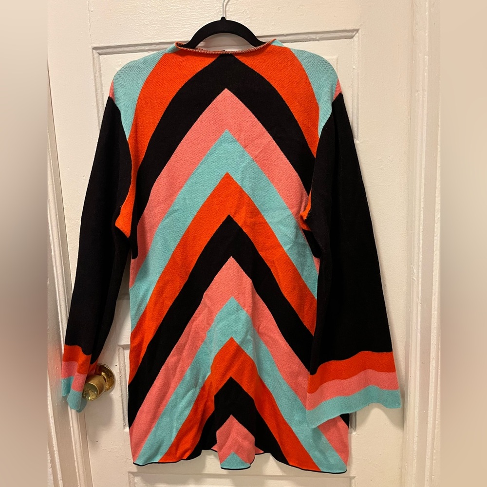 Really cute, new with tags Hippie Shake sweater dress. Size 18.